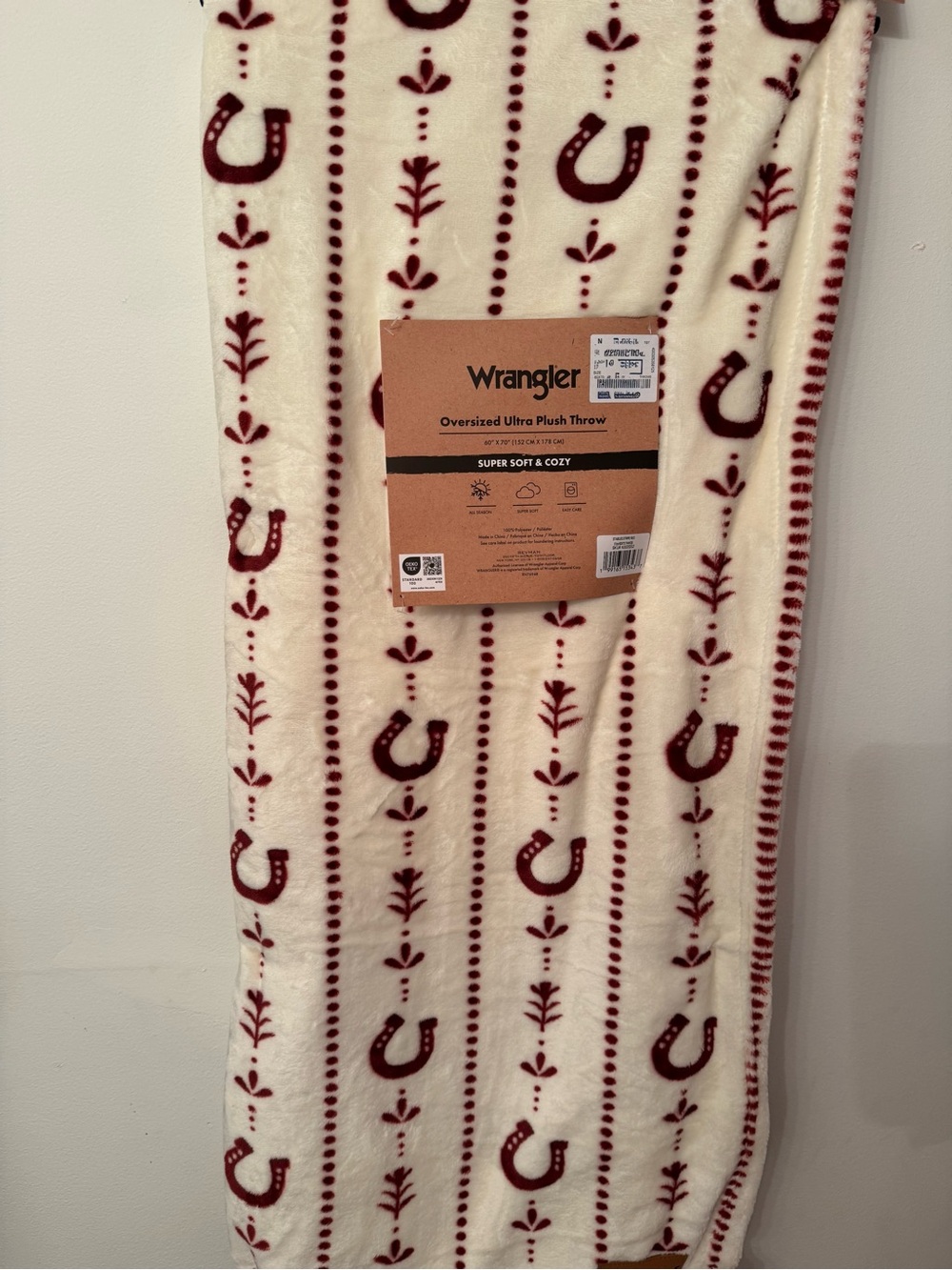 Wrangler Brown Cardboard Logo Packaging